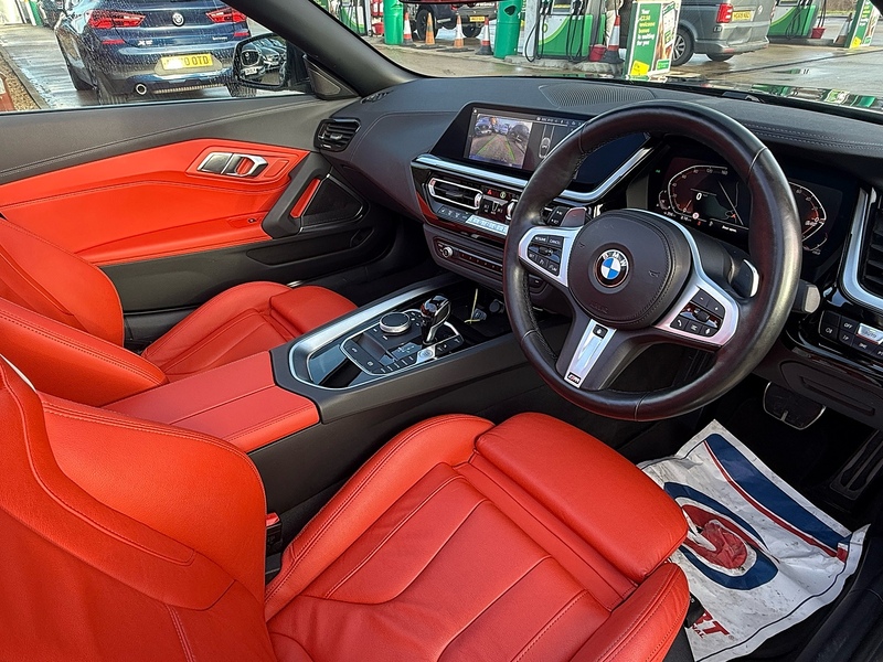BMW Z4 2.0 20i M Sport Convertible 2dr Petrol Auto sDrive Euro 6 (s/s) (197 ps) - U10003697