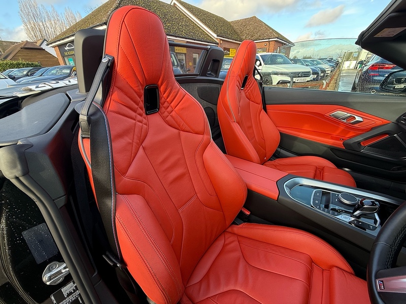 BMW Z4 2.0 20i M Sport Convertible 2dr Petrol Auto sDrive Euro 6 (s/s) (197 ps) - U10003697