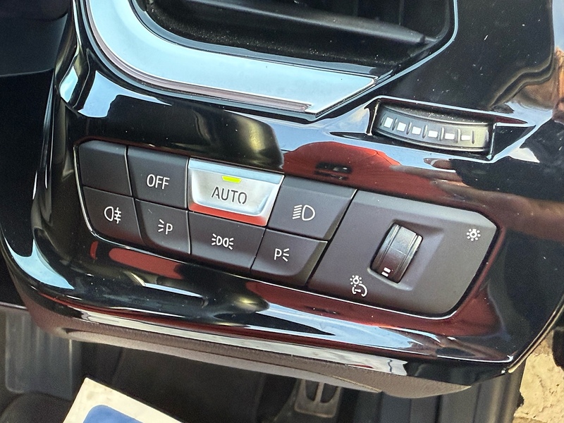 BMW Z4 2.0 20i M Sport Convertible 2dr Petrol Auto sDrive Euro 6 (s/s) (197 ps) - U10003697