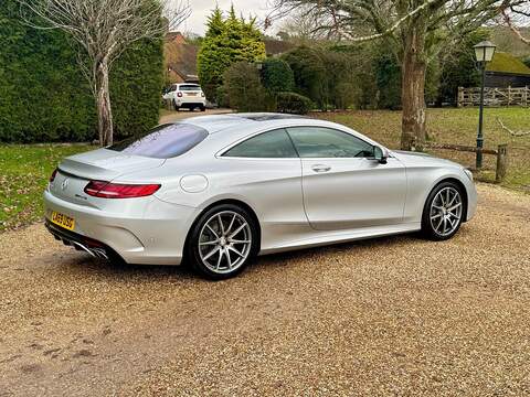 Mercedes-Benz S Class 4.0 S560 V8 BiTurbo AMG Line (Premium) Coupe 2dr Petrol G-Tronic Euro 6 (s/s) (469 ps) - U10003698