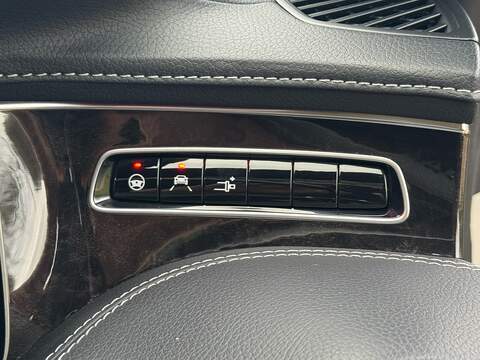 Mercedes-Benz S Class 4.0 S560 V8 BiTurbo AMG Line (Premium) Coupe 2dr Petrol G-Tronic Euro 6 (s/s) (469 ps) - U10003698