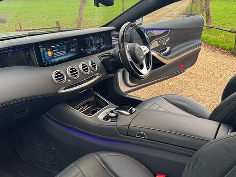 Mercedes-Benz S Class 4.0 S560 V8 BiTurbo AMG Line (Premium) Coupe 2dr Petrol G-Tronic Euro 6 (s/s) (469 ps) - U10003698