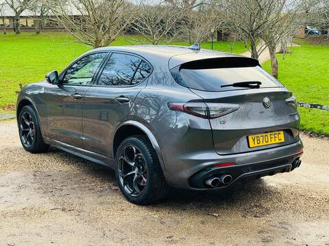 Alfa Romeo Stelvio 2.9 V6 Bi-Turbo Quadrifoglio Auto Q4 AWD Euro 6 (s/s) 5dr - U10003699