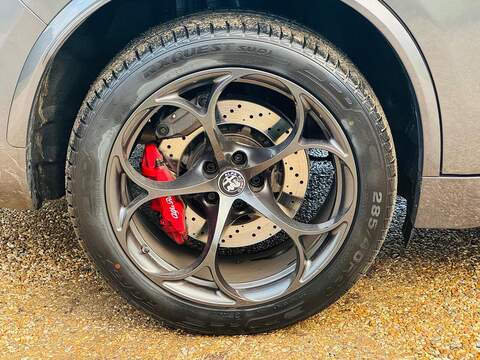 Alfa Romeo Stelvio 2.9 V6 Bi-Turbo Quadrifoglio Auto Q4 AWD Euro 6 (s/s) 5dr - U10003699