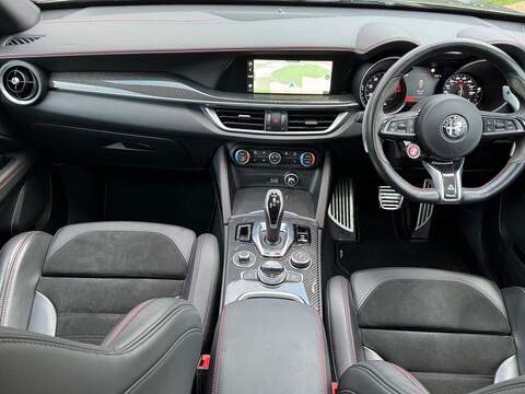 Alfa Romeo Stelvio 2.9 V6 Bi-Turbo Quadrifoglio Auto Q4 AWD Euro 6 (s/s) 5dr - U10003699