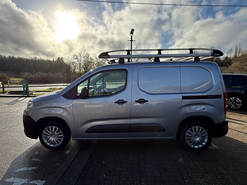 Citroen Berlingo 1.5 BlueHDi 650 Enterprise M Panel Van 5dr Diesel Manual SWB Euro 6 (s/s) (75 ps) - U10003704
