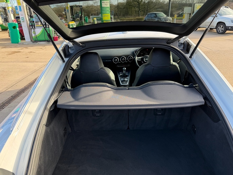 Audi TT 1.8 TFSI S line Coupe 3dr Petrol Manual Euro 6 (s/s) (180 ps) - U10003706