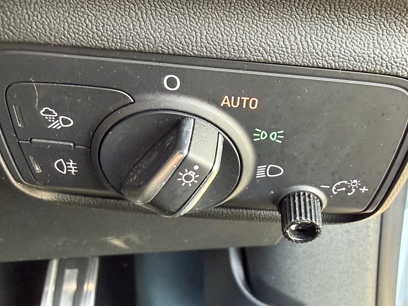 Audi TT 1.8 TFSI S line Coupe 3dr Petrol Manual Euro 6 (s/s) (180 ps) - U10003706