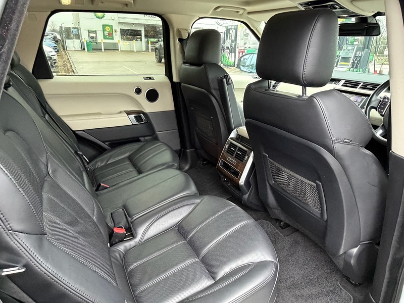 Land Rover Range Rover Sport 3.0 SD V6 HSE SUV 5dr Diesel Auto 4WD Euro 6 (s/s) (306 ps) - U10003707