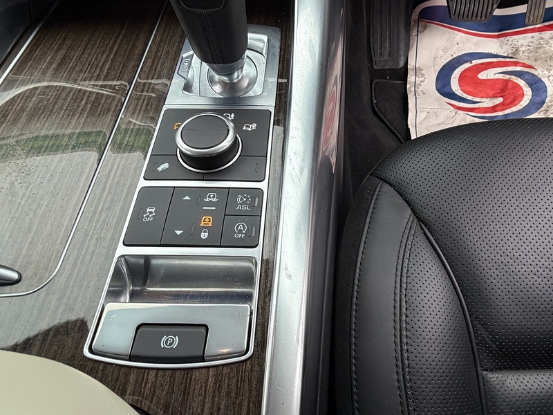 Land Rover Range Rover Sport 3.0 SD V6 HSE SUV 5dr Diesel Auto 4WD Euro 6 (s/s) (306 ps) - U10003707