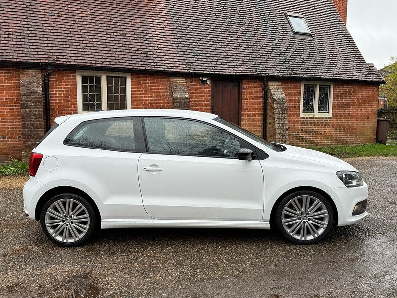 Volkswagen Polo 1.4 TSI BlueMotion Tech ACT BlueGT Hatchback 3dr Petrol Manual Euro 6 (s/s) (150 ps) - U10003709