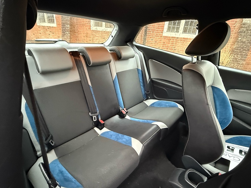 Volkswagen Polo 1.4 TSI BlueMotion Tech ACT BlueGT Hatchback 3dr Petrol Manual Euro 6 (s/s) (150 ps) - U10003709