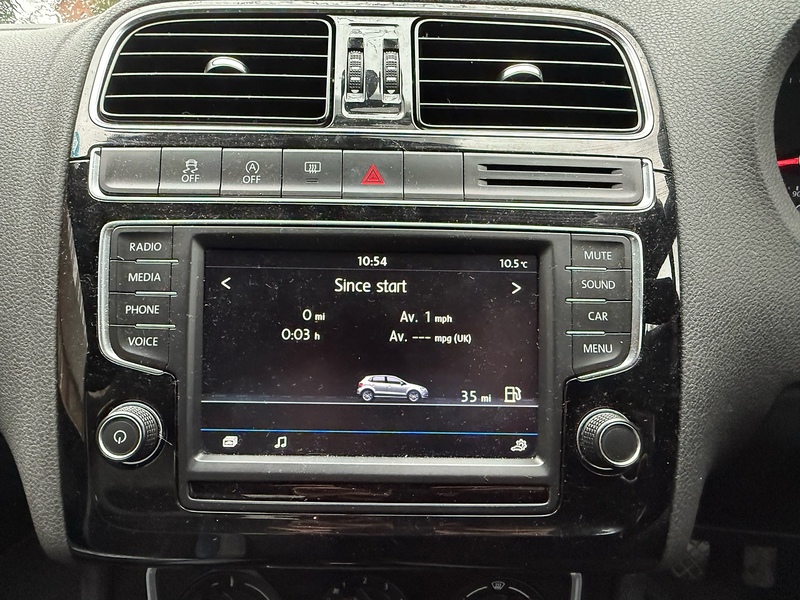 Volkswagen Polo 1.4 TSI BlueMotion Tech ACT BlueGT Hatchback 3dr Petrol Manual Euro 6 (s/s) (150 ps) - U10003709