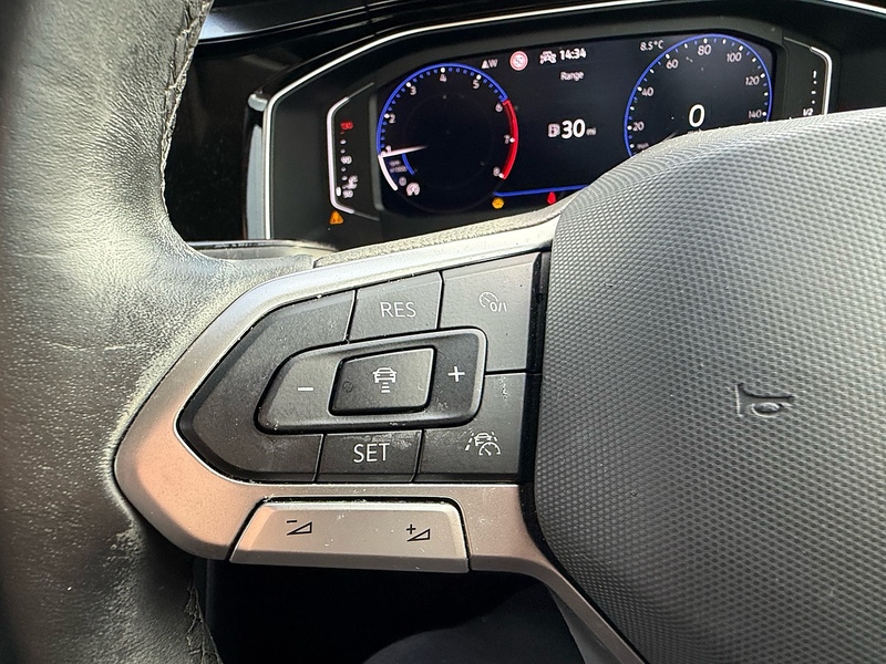 Volkswagen Polo 1.0 TSI Style Hatchback 5dr Petrol Manual Euro 6 (s/s) (95 ps) - U10003710