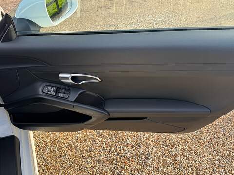 Porsche Cayman 3.4 981 S Coupe 2dr Petrol Manual Euro 5 (s/s) (325 ps) - U10003711