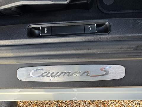 Porsche Cayman 3.4 981 S Coupe 2dr Petrol Manual Euro 5 (s/s) (325 ps) - U10003711