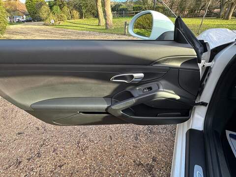 Porsche Cayman 3.4 981 S Coupe 2dr Petrol Manual Euro 5 (s/s) (325 ps) - U10003711