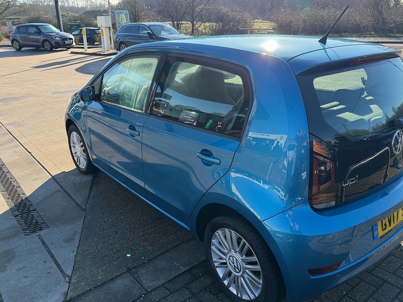 Volkswagen up! 1.0 Move up! Hatchback 5dr Petrol Manual Euro 6 (60 ps) - U10003712