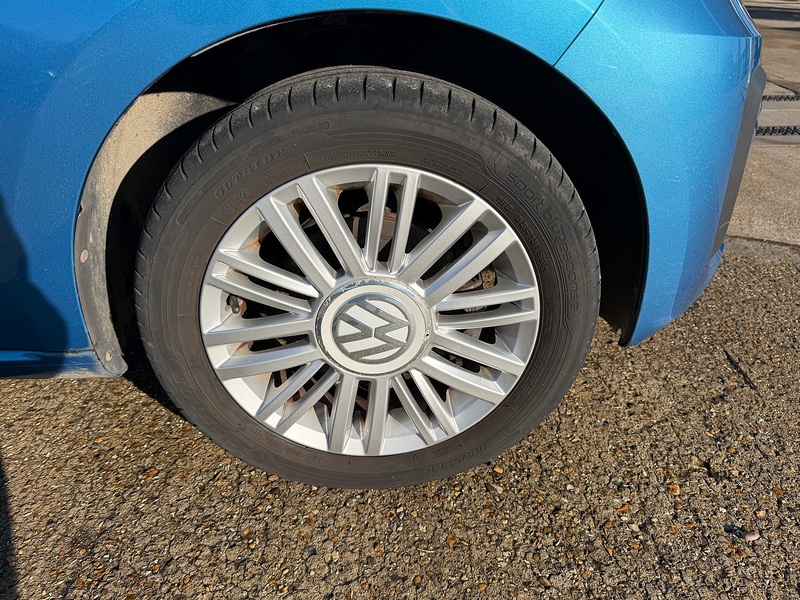 Volkswagen up! 1.0 Move up! Hatchback 5dr Petrol Manual Euro 6 (60 ps) - U10003712