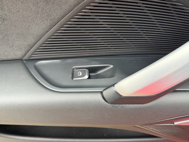 Audi TT 2.0 TFSI Black Edition Coupe 3dr Petrol S Tronic quattro Euro 6 (s/s) (230 ps) - U10003713