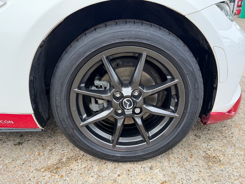 Mazda MX-5 1.5 SKYACTIV-G Icon Convertible 2dr Petrol Manual Euro 6 (131 ps) - U10003714