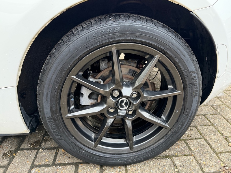 Mazda MX-5 1.5 SKYACTIV-G Icon Convertible 2dr Petrol Manual Euro 6 (131 ps) - U10003714