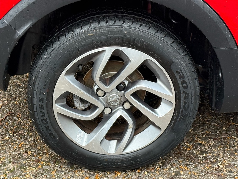 Vauxhall Crossland X 1.2 Turbo ecoTEC Tech Line Nav SUV 5dr Petrol Manual Euro 6 (s/s) (110 ps) - U10003717
