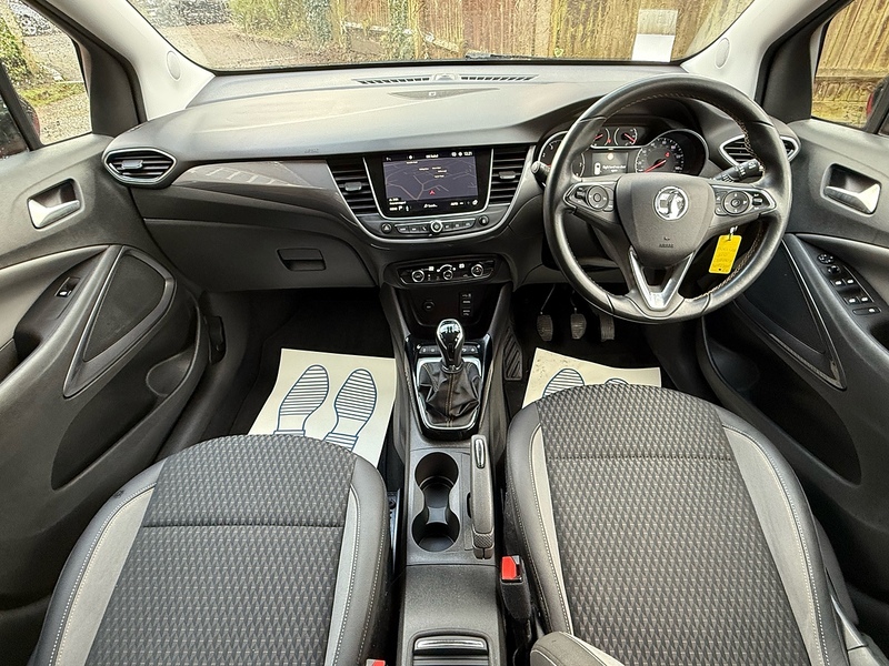 Vauxhall Crossland X 1.2 Turbo ecoTEC Tech Line Nav SUV 5dr Petrol Manual Euro 6 (s/s) (110 ps) - U10003717