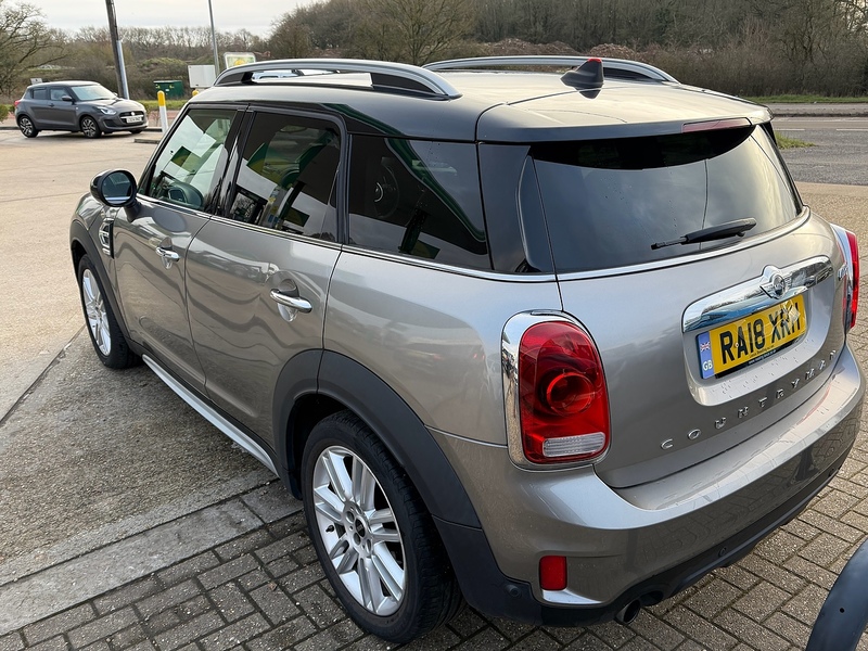 MINI Countryman 1.5 Cooper SUV 5dr Petrol Auto Euro 6 (s/s) (136 ps) - U10003719