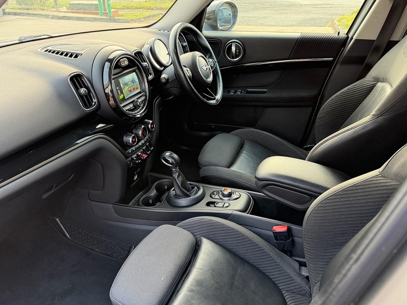 MINI Countryman 1.5 Cooper SUV 5dr Petrol Auto Euro 6 (s/s) (136 ps) - U10003719