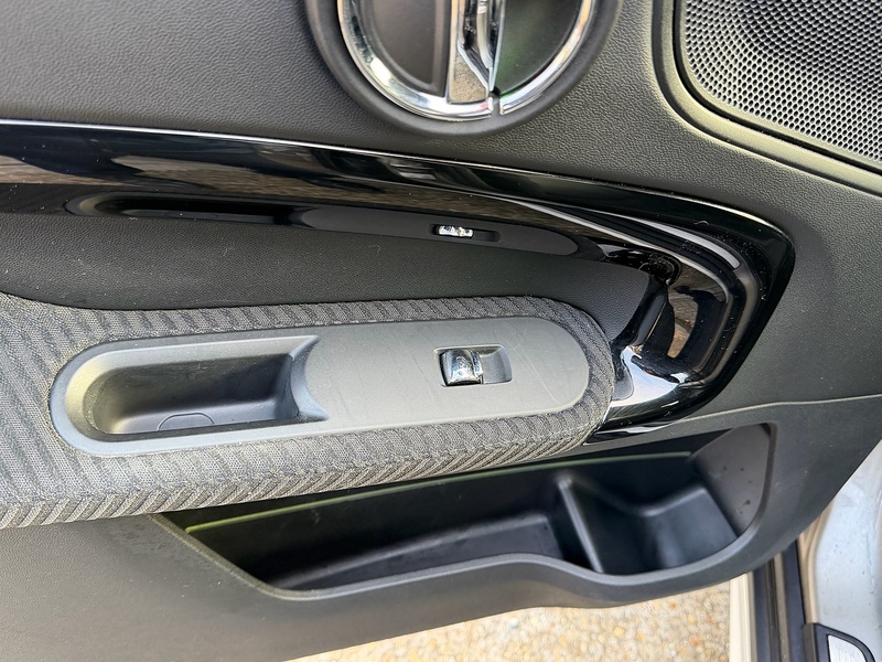 MINI Countryman 1.5 Cooper SUV 5dr Petrol Auto Euro 6 (s/s) (136 ps) - U10003719