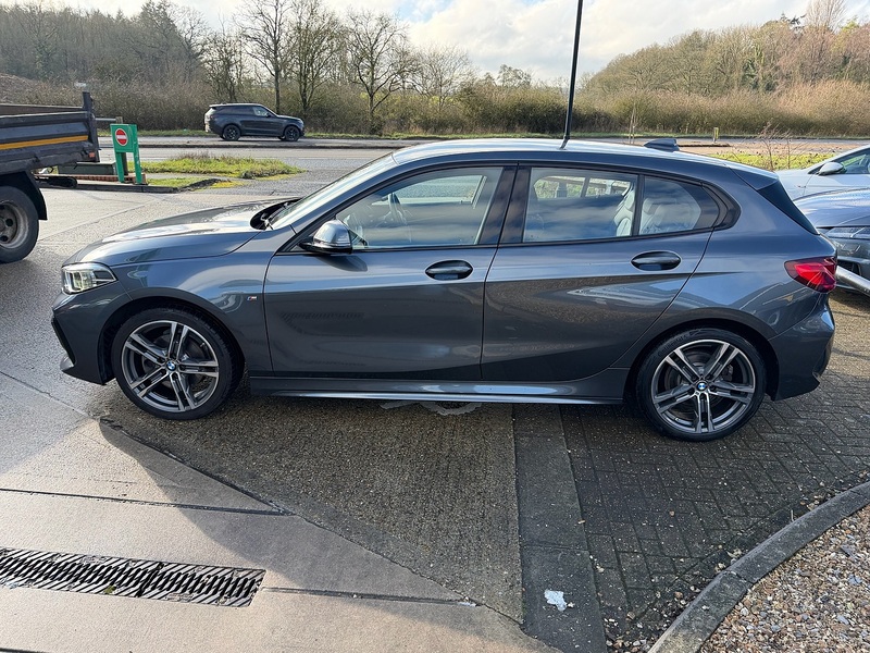 BMW 1 Series 1.5 118i M Sport Hatchback 5dr Petrol DCT Euro 6 (s/s) (140 ps) - U10003720