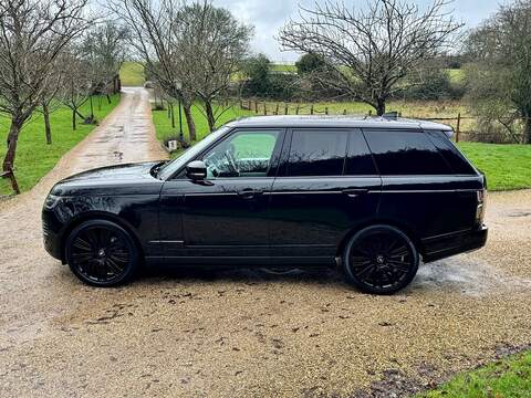 Land Rover Range Rover 3.0 P400 MHEV Autobiography SUV 5dr Petrol Auto 4WD Euro 6 (s/s) (400 ps) - U10003721