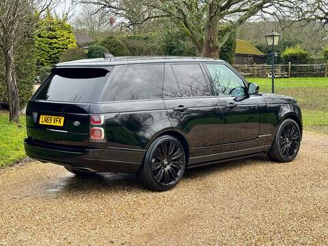 Land Rover Range Rover 3.0 P400 MHEV Autobiography SUV 5dr Petrol Auto 4WD Euro 6 (s/s) (400 ps) - U10003721