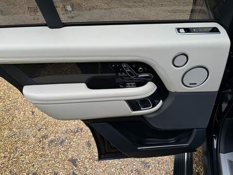 Land Rover Range Rover 3.0 P400 MHEV Autobiography SUV 5dr Petrol Auto 4WD Euro 6 (s/s) (400 ps) - U10003721