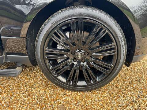 Land Rover Range Rover 3.0 P400 MHEV Autobiography SUV 5dr Petrol Auto 4WD Euro 6 (s/s) (400 ps) - U10003721