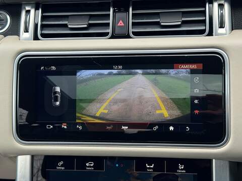 Land Rover Range Rover 3.0 P400 MHEV Autobiography SUV 5dr Petrol Auto 4WD Euro 6 (s/s) (400 ps) - U10003721