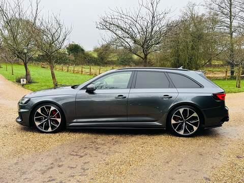 Audi RS4 Avant 2.9 TFSI V6 Estate 5dr Petrol Tiptronic quattro Euro 6 (s/s) (450 ps) - U10003726