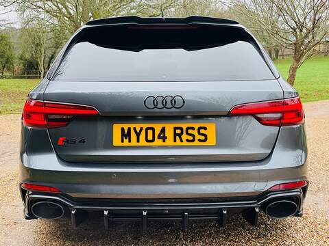 Audi RS4 Avant 2.9 TFSI V6 Estate 5dr Petrol Tiptronic quattro Euro 6 (s/s) (450 ps) - U10003726