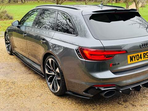 Audi RS4 Avant 2.9 TFSI V6 Estate 5dr Petrol Tiptronic quattro Euro 6 (s/s) (450 ps) - U10003726