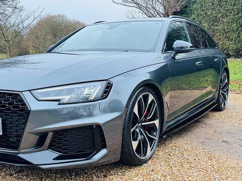 Audi RS4 Avant 2.9 TFSI V6 Estate 5dr Petrol Tiptronic quattro Euro 6 (s/s) (450 ps) - U10003726