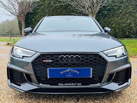 Audi RS4 Avant 2.9 TFSI V6 Estate 5dr Petrol Tiptronic quattro Euro 6 (s/s) (450 ps) - U10003726