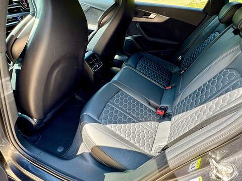 Audi RS4 Avant 2.9 TFSI V6 Estate 5dr Petrol Tiptronic quattro Euro 6 (s/s) (450 ps) - U10003726