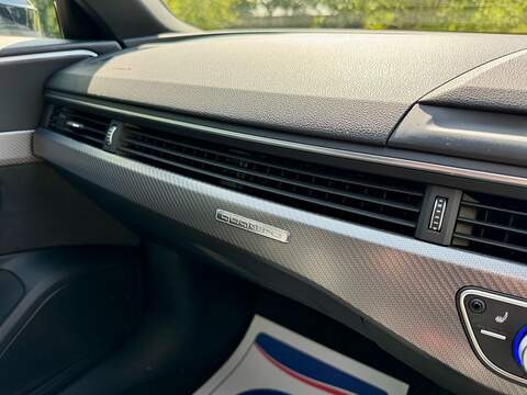 Audi RS4 Avant 2.9 TFSI V6 Estate 5dr Petrol Tiptronic quattro Euro 6 (s/s) (450 ps) - U10003726