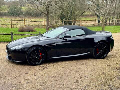 Aston Martin Vantage 4.7 V8 Roadster 2dr Petrol Sportshift II Euro 5 (420 bhp) - U10003727