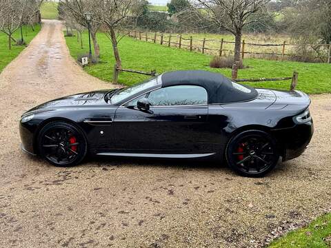 Aston Martin Vantage 4.7 V8 Roadster 2dr Petrol Sportshift II Euro 5 (420 bhp) - U10003727