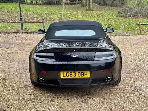 Aston Martin Vantage 4.7 V8 Roadster 2dr Petrol Sportshift II Euro 5 (420 bhp) - U10003727