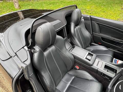 Aston Martin Vantage 4.7 V8 Roadster 2dr Petrol Sportshift II Euro 5 (420 bhp) - U10003727