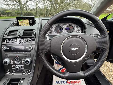 Aston Martin Vantage 4.7 V8 Roadster 2dr Petrol Sportshift II Euro 5 (420 bhp) - U10003727