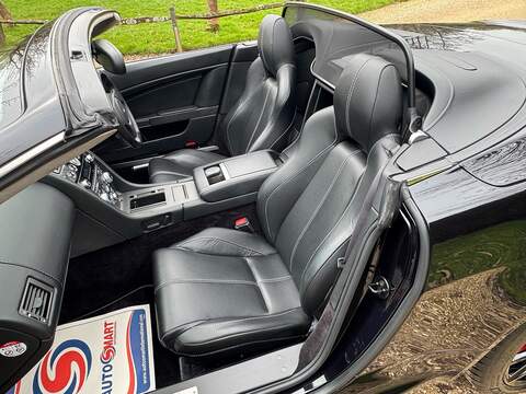 Aston Martin Vantage 4.7 V8 Roadster 2dr Petrol Sportshift II Euro 5 (420 bhp) - U10003727